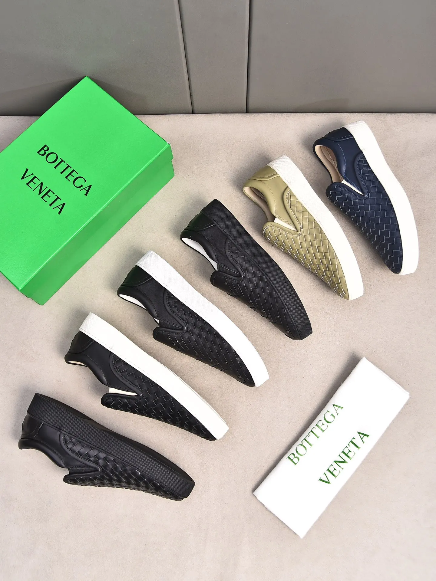 Men's shoes 💰480 [Sleeves series] BOTTEG* VENET* - high-end boutique Size: 38-44 (45 customized) BV new product, first-layer cowhide artificially woven classic style harmoniously blends with contemporary fashion temperament, rubber soles are light and flexible, water-dyed sheepskin pads! [Taobao, Tmall, and live streaming are the first choices]
